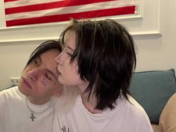 VeryRareTwix webcam model stream image