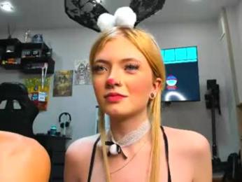 annalucasshow webcam model stream image
