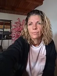 Dreamlove1 webcam model stream image