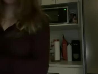 peacheekitty webcam model stream image