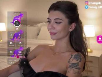 Roxysh webcam model stream image