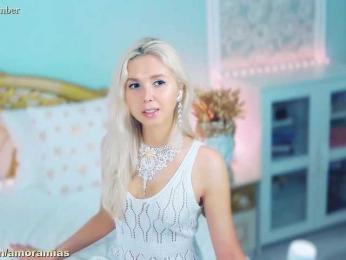 Amoramias webcam model stream image