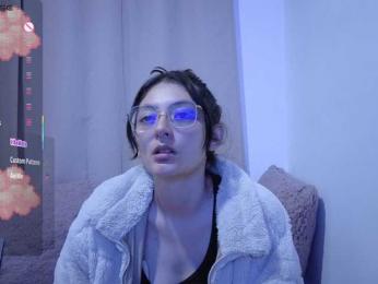 Lesliee22 webcam model stream image
