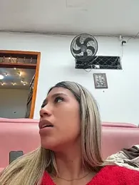 Kimmiebellarie webcam stripchat model stream image