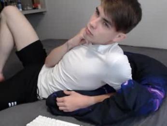 cute_oliver webcam model stream image