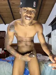 carlitos_MR webcam model stream image
