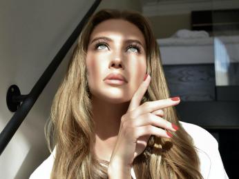 AlaiaRhode webcam livejasmin model stream image