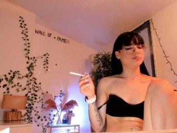 mira0-0 webcam bongacams model stream image