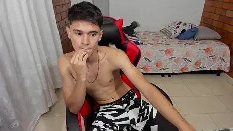 Aron_Boyy webcam stripchat model stream image