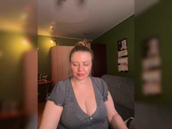 Veronika_Gold webcam bongacams model stream image