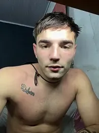 Gero2001arg webcam stripchat model stream image