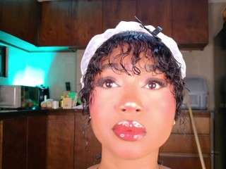 alison-mooon webcam model stream image