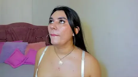 yourlatina_emely webcam stripchat model stream image