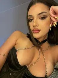 NaomiMulan webcam model stream image
