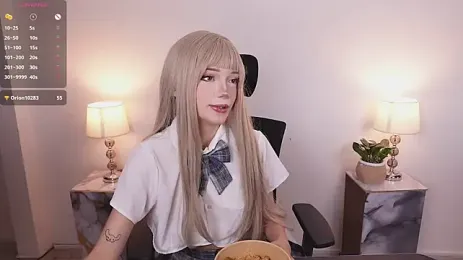 romy_room webcam model stream image