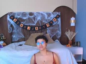 azul_honey webcam model stream image