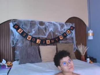 azul_honey webcam model stream image