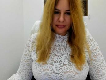 AvaQueen webcam model stream image