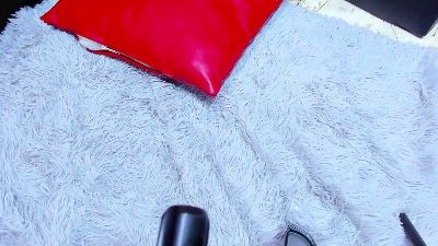 room_kiitty webcam model stream image