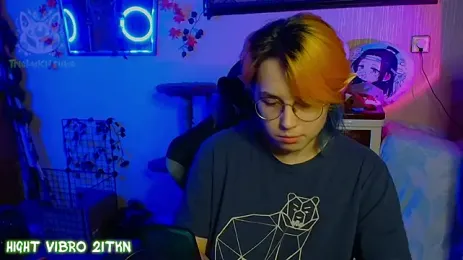 TrickyKitsune webcam model stream image