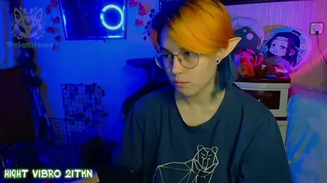 TrickyKitsune webcam model stream image