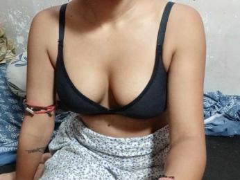 TaraVij webcam model stream image