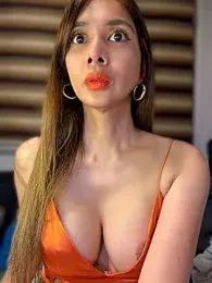 Bigsurpriseforyoux webcam model stream image