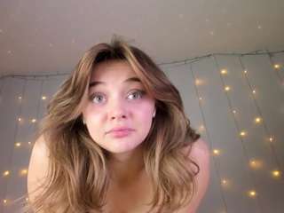 may-flowere webcam model stream image