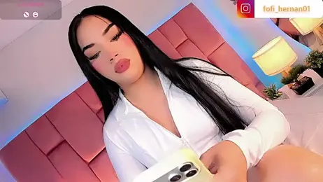 Sofi_hdz webcam stripchat model stream image