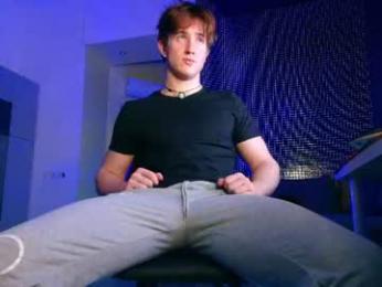 christianlevine_ webcam model stream image