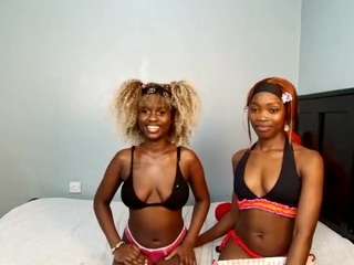 nanapeach webcam model stream image