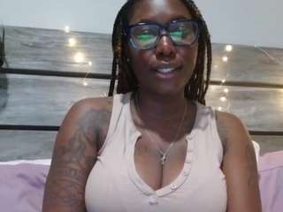 yoursecret1425 webcam model stream image