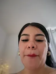 Issane_Peru webcam stripchat model stream image