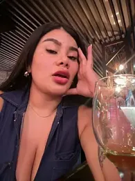 Issane_Peru webcam stripchat model stream image