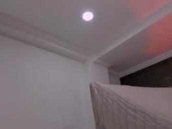 eimyandmaxi webcam chaturbate model stream image