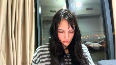 RenettaWolvin webcam model stream image