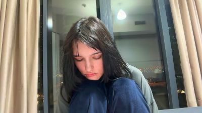 RenettaWolvin webcam cam4 model stream image