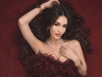 YasmineFruahwald webcam livejasmin model stream image