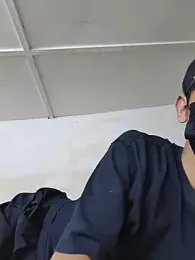 xiaoalden webcam stripchat model stream image