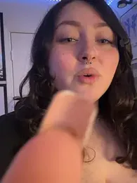 Evemeqt webcam model stream image