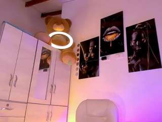 alexia-corleoni webcam model stream image