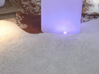 olive_you_ webcam preview