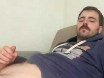 white_wizard_ webcam model stream image