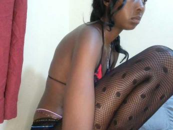 Velvetvixen-1 webcam model stream image