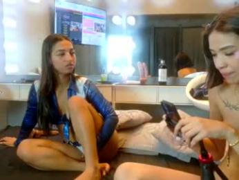 petitestrawberry18 webcam model stream image