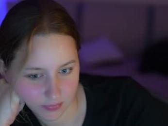 bright_diamonds_054 webcam model stream image