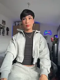 sue___0 webcam stripchat model stream image