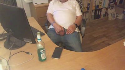 BarefootD webcam model stream image