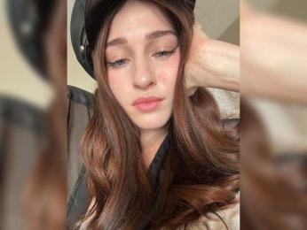 VictoriaBix webcam model stream image
