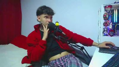 Kalcifer98 webcam model stream image